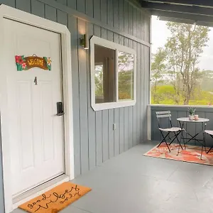  Apartment Hibiscus Hale, Full Kitchen, King Bed, Parking